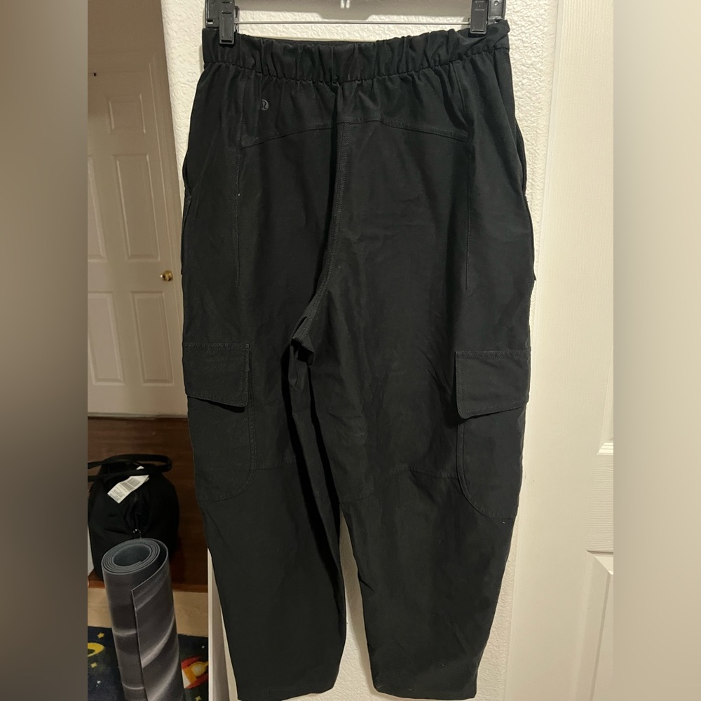 lululemon light utilitech cargo pocket hr pant - Picture 3 of 4